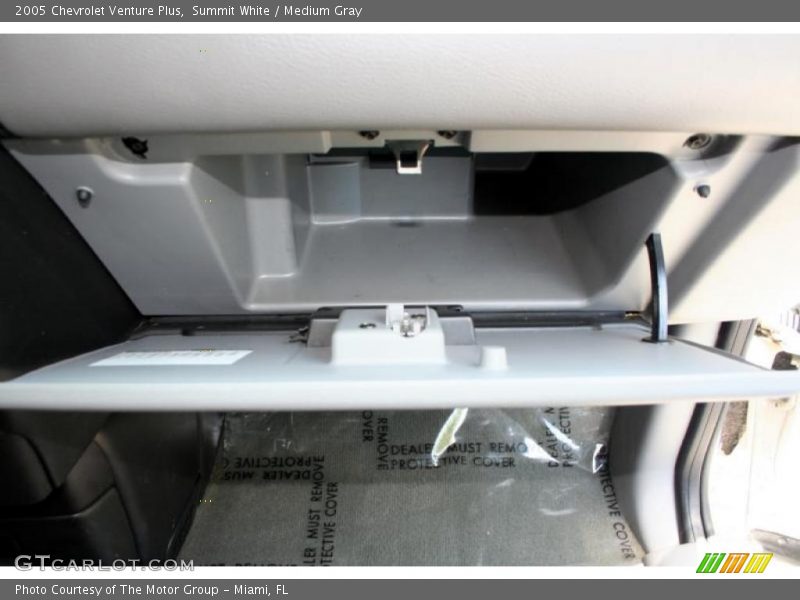 Summit White / Medium Gray 2005 Chevrolet Venture Plus