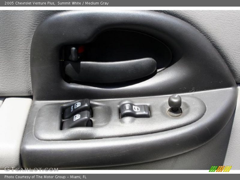 Summit White / Medium Gray 2005 Chevrolet Venture Plus