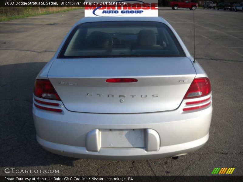 Bright Silver Metallic / Dark Slate Gray 2003 Dodge Stratus SE Sedan