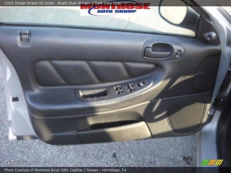 Bright Silver Metallic / Dark Slate Gray 2003 Dodge Stratus SE Sedan
