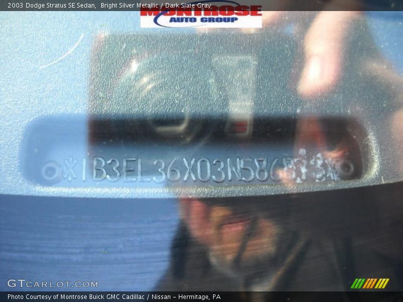 Bright Silver Metallic / Dark Slate Gray 2003 Dodge Stratus SE Sedan