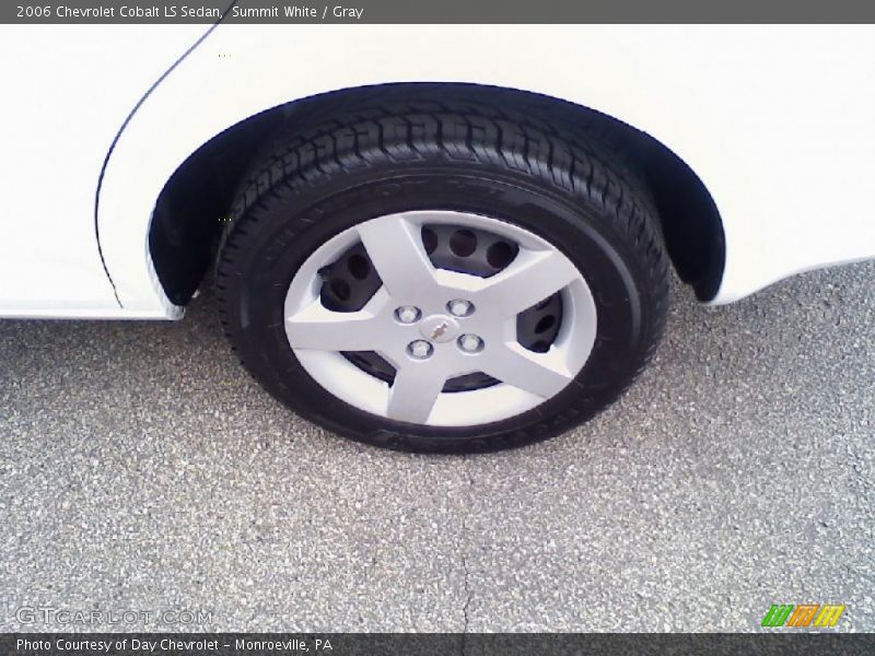 Summit White / Gray 2006 Chevrolet Cobalt LS Sedan