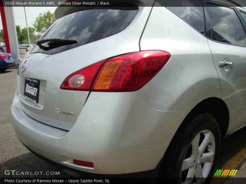 Brilliant Silver Metallic / Black 2009 Nissan Murano S AWD
