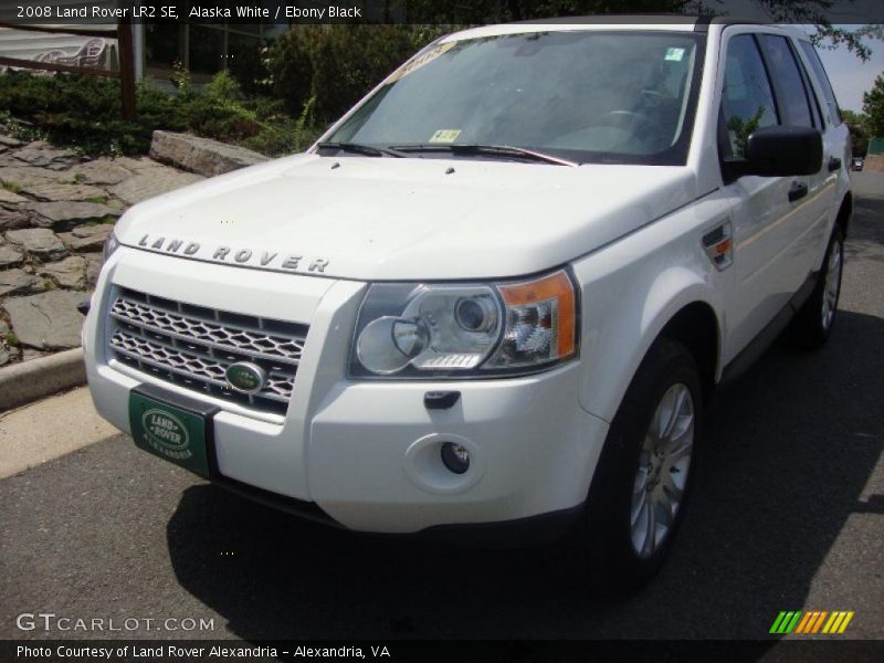 Alaska White / Ebony Black 2008 Land Rover LR2 SE