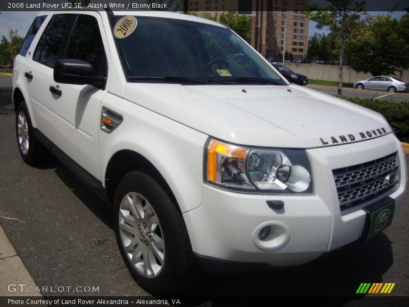 Alaska White / Ebony Black 2008 Land Rover LR2 SE