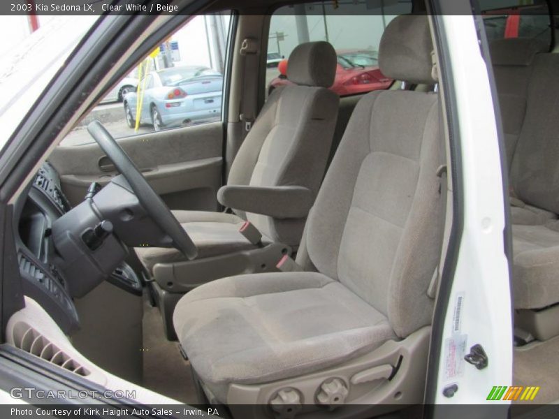 Clear White / Beige 2003 Kia Sedona LX