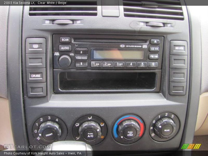 Clear White / Beige 2003 Kia Sedona LX