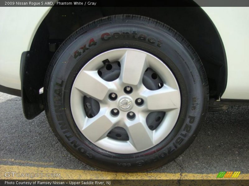 Phantom White / Gray 2009 Nissan Rogue S AWD