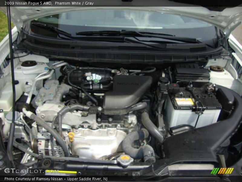 Phantom White / Gray 2009 Nissan Rogue S AWD