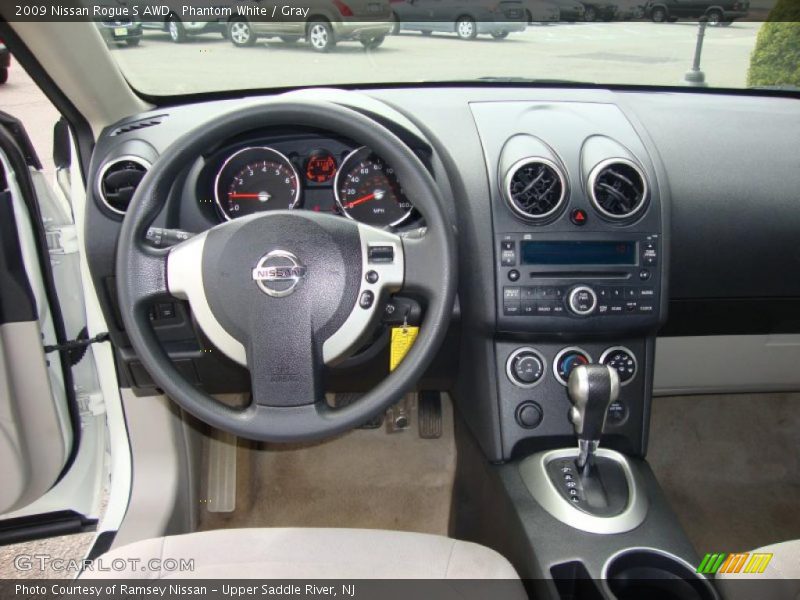 Phantom White / Gray 2009 Nissan Rogue S AWD