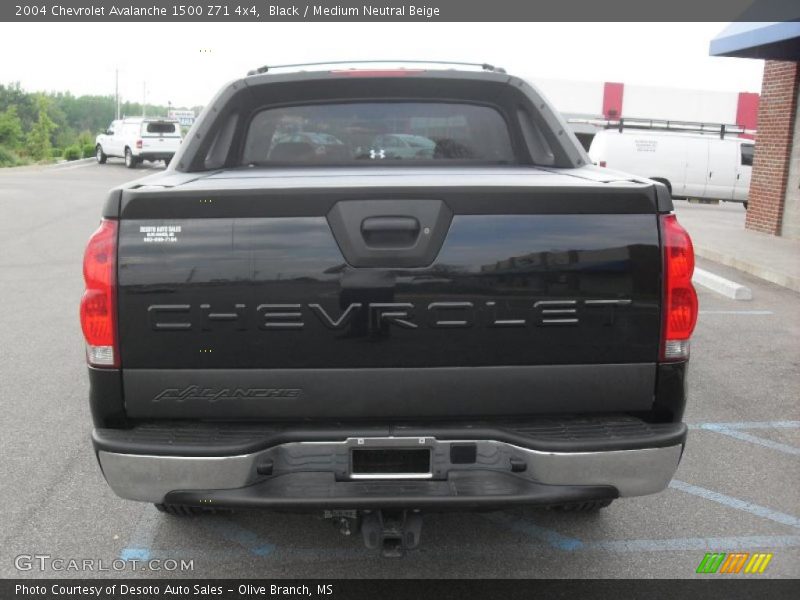 Black / Medium Neutral Beige 2004 Chevrolet Avalanche 1500 Z71 4x4