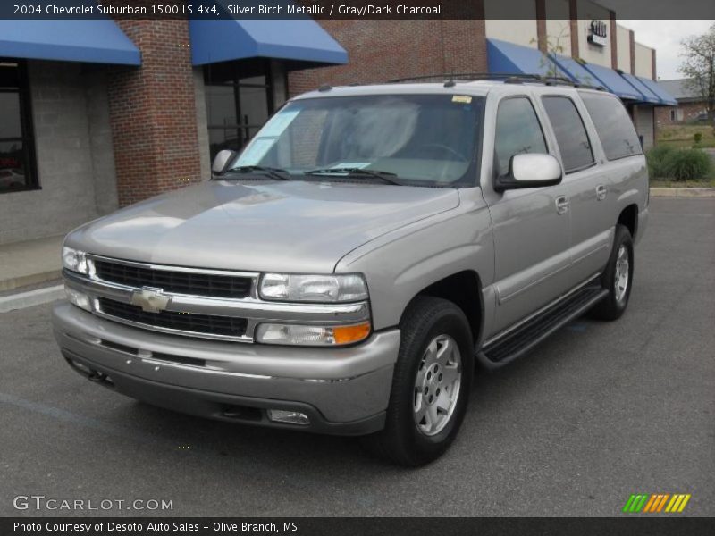 Silver Birch Metallic / Gray/Dark Charcoal 2004 Chevrolet Suburban 1500 LS 4x4