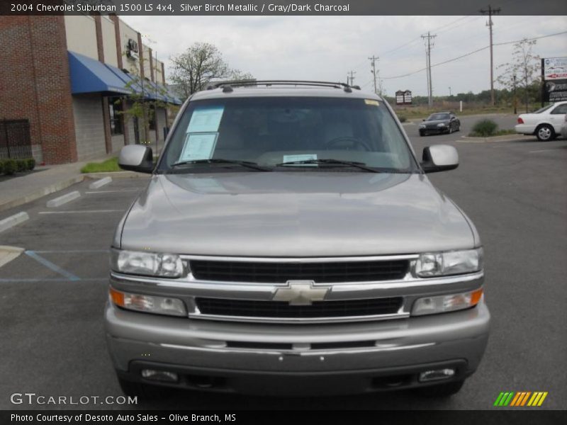 Silver Birch Metallic / Gray/Dark Charcoal 2004 Chevrolet Suburban 1500 LS 4x4