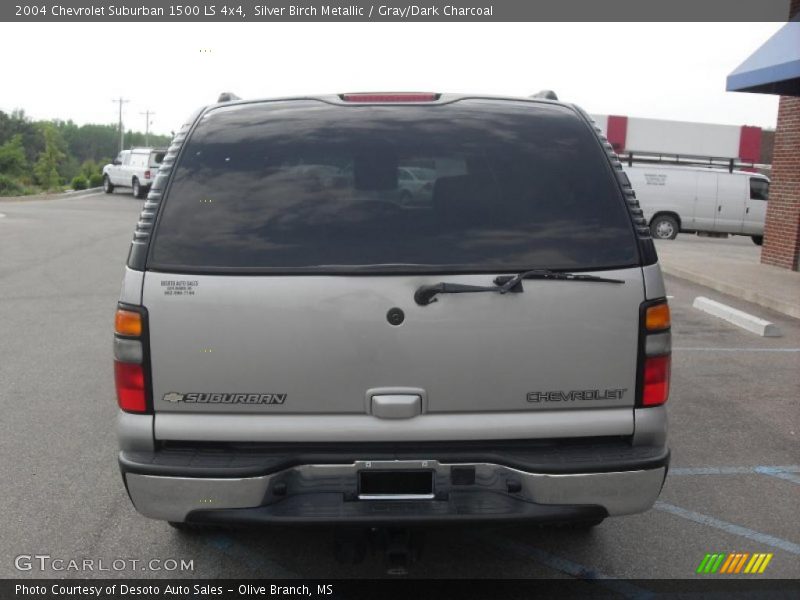 Silver Birch Metallic / Gray/Dark Charcoal 2004 Chevrolet Suburban 1500 LS 4x4