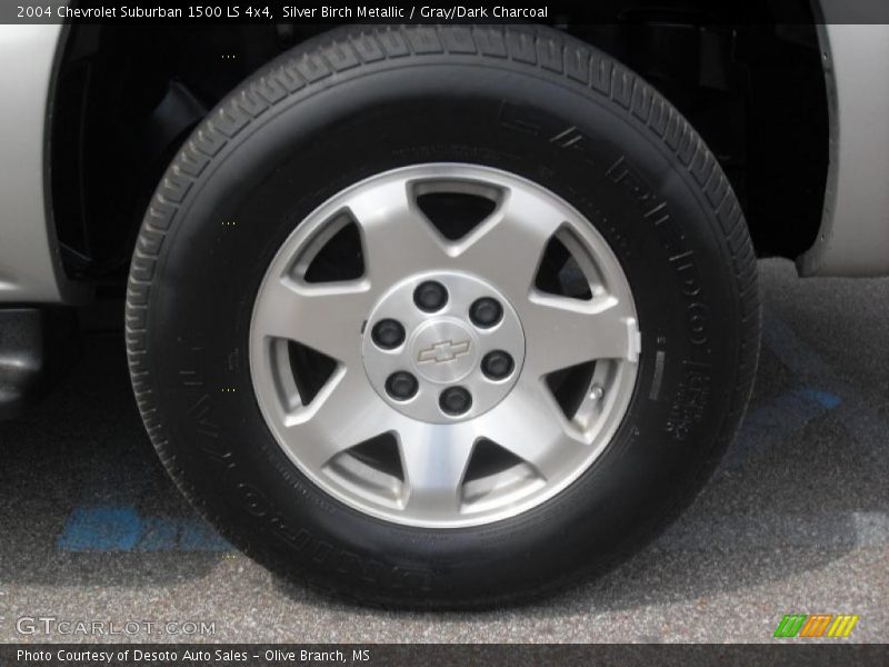 Silver Birch Metallic / Gray/Dark Charcoal 2004 Chevrolet Suburban 1500 LS 4x4