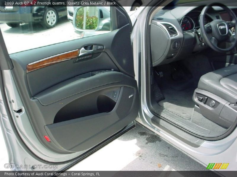 Quartz Grey Metallic / Black 2009 Audi Q7 4.2 Prestige quattro