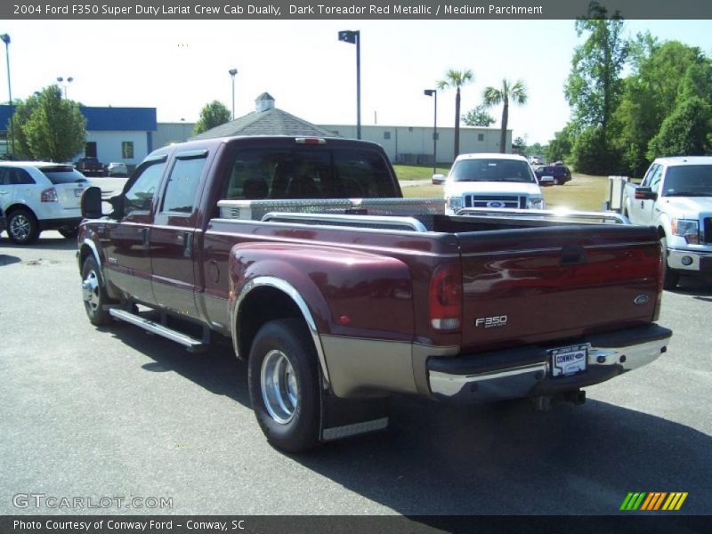 Dark Toreador Red Metallic / Medium Parchment 2004 Ford F350 Super Duty Lariat Crew Cab Dually