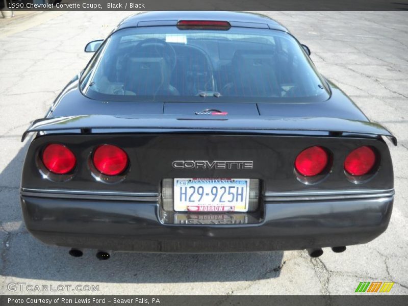 Black / Black 1990 Chevrolet Corvette Coupe