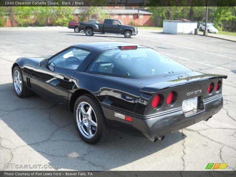 Black / Black 1990 Chevrolet Corvette Coupe