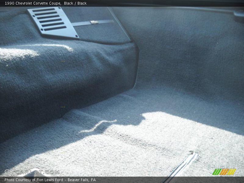 Black / Black 1990 Chevrolet Corvette Coupe