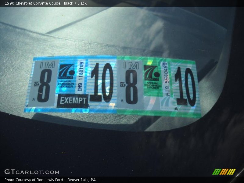 Black / Black 1990 Chevrolet Corvette Coupe