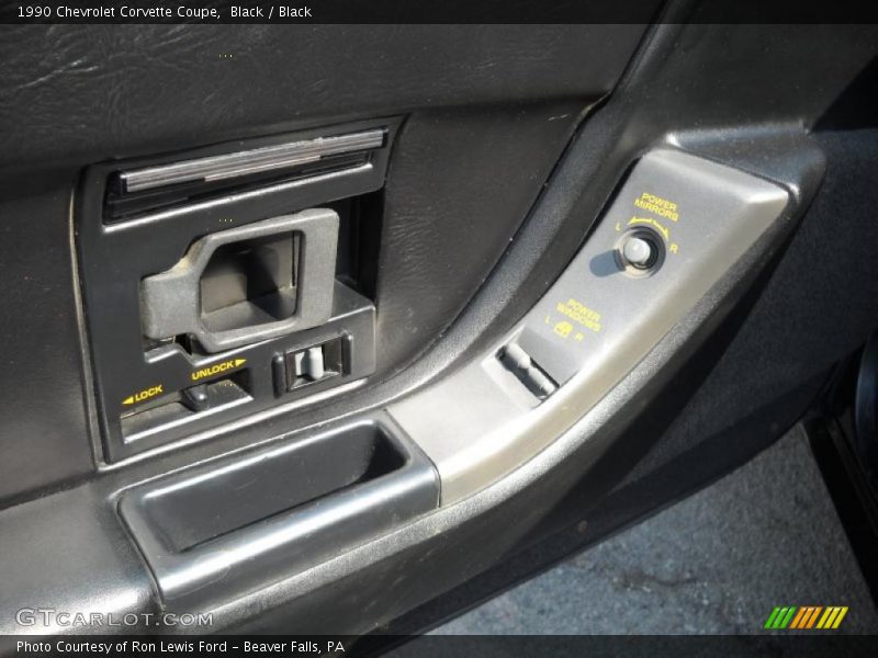 Black / Black 1990 Chevrolet Corvette Coupe