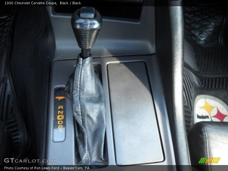 Black / Black 1990 Chevrolet Corvette Coupe