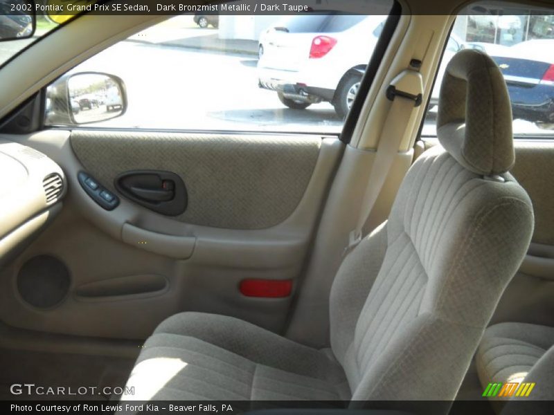 Dark Bronzmist Metallic / Dark Taupe 2002 Pontiac Grand Prix SE Sedan