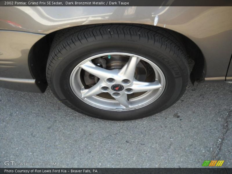 Dark Bronzmist Metallic / Dark Taupe 2002 Pontiac Grand Prix SE Sedan
