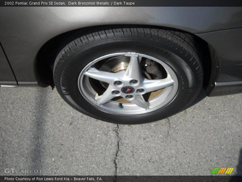 Dark Bronzmist Metallic / Dark Taupe 2002 Pontiac Grand Prix SE Sedan