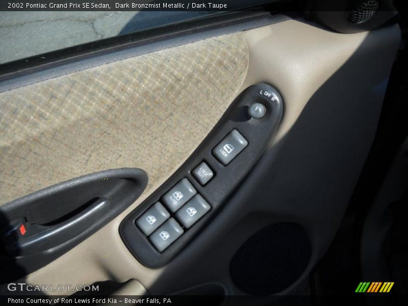 Dark Bronzmist Metallic / Dark Taupe 2002 Pontiac Grand Prix SE Sedan