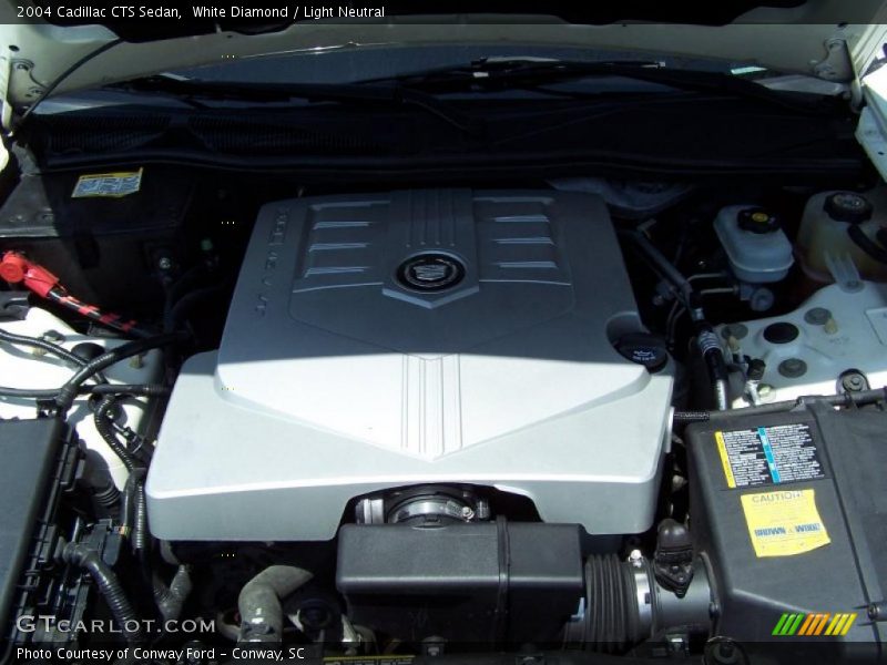White Diamond / Light Neutral 2004 Cadillac CTS Sedan