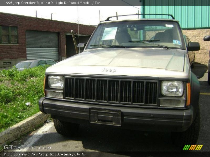 Light Driftwood Metallic / Tan 1996 Jeep Cherokee Sport 4WD