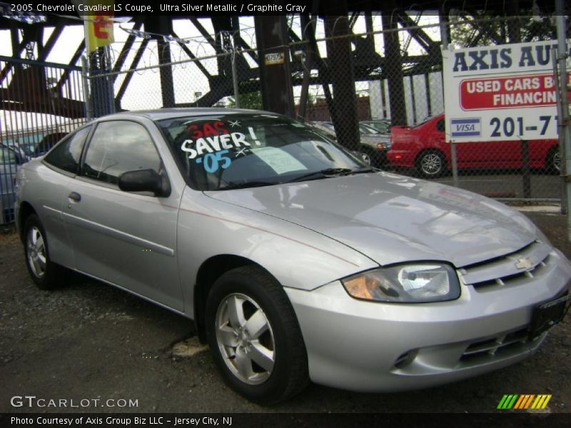 Ultra Silver Metallic / Graphite Gray 2005 Chevrolet Cavalier LS Coupe
