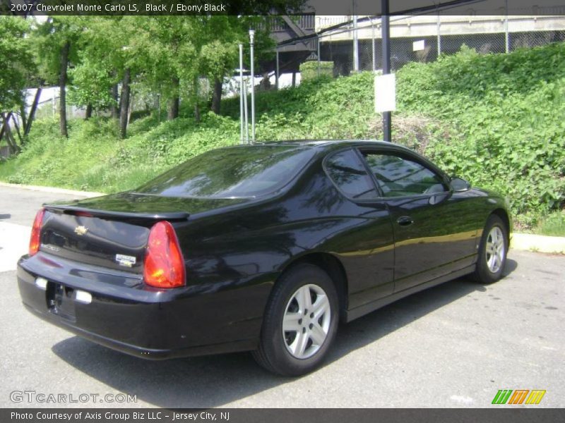 Black / Ebony Black 2007 Chevrolet Monte Carlo LS
