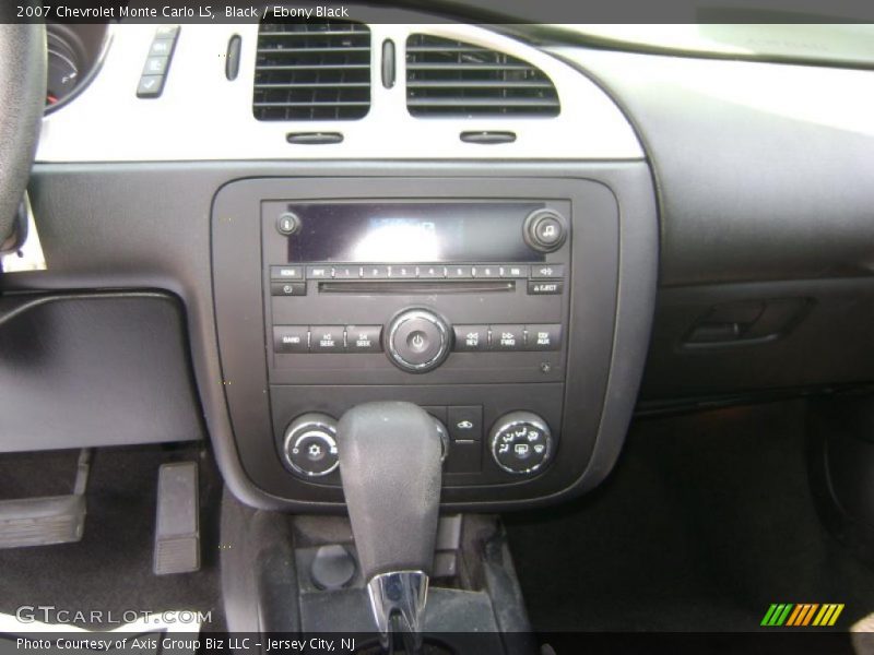 Black / Ebony Black 2007 Chevrolet Monte Carlo LS