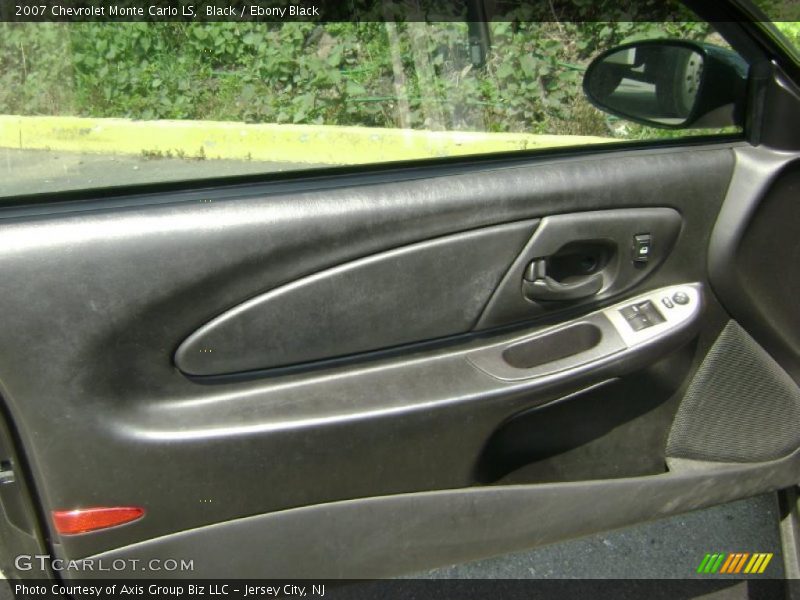 Black / Ebony Black 2007 Chevrolet Monte Carlo LS