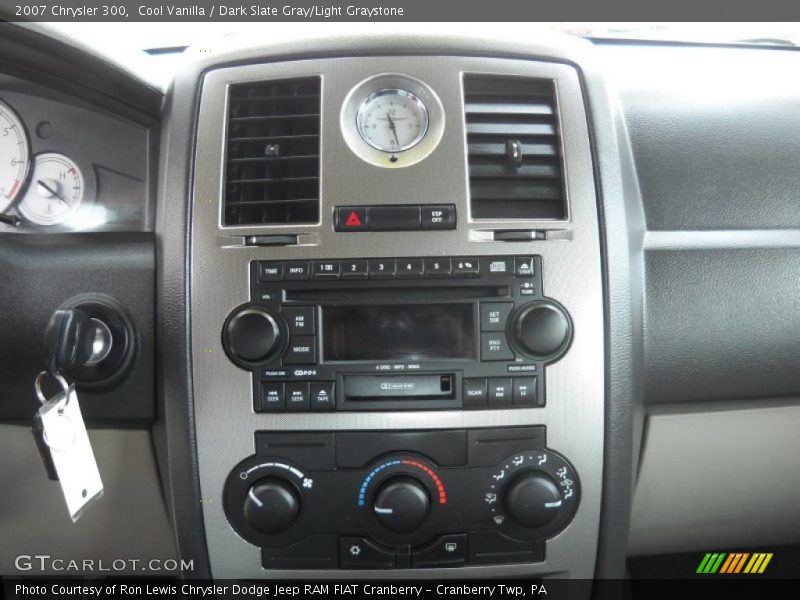 Cool Vanilla / Dark Slate Gray/Light Graystone 2007 Chrysler 300
