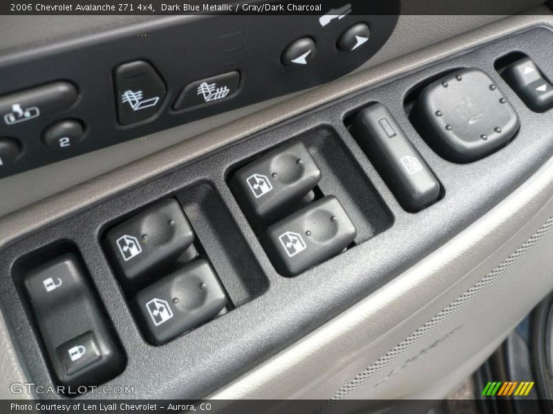 Dark Blue Metallic / Gray/Dark Charcoal 2006 Chevrolet Avalanche Z71 4x4
