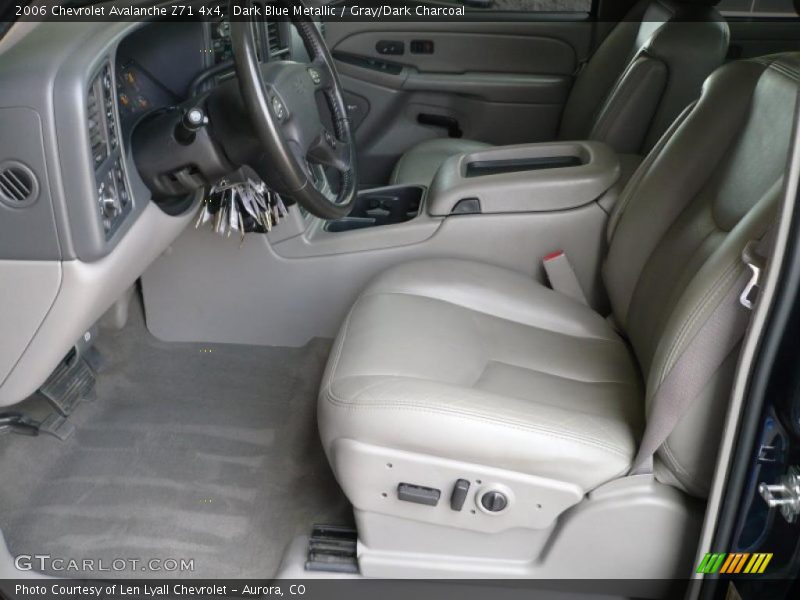 Dark Blue Metallic / Gray/Dark Charcoal 2006 Chevrolet Avalanche Z71 4x4
