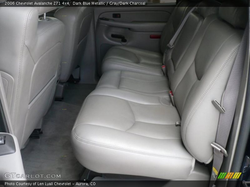 Dark Blue Metallic / Gray/Dark Charcoal 2006 Chevrolet Avalanche Z71 4x4