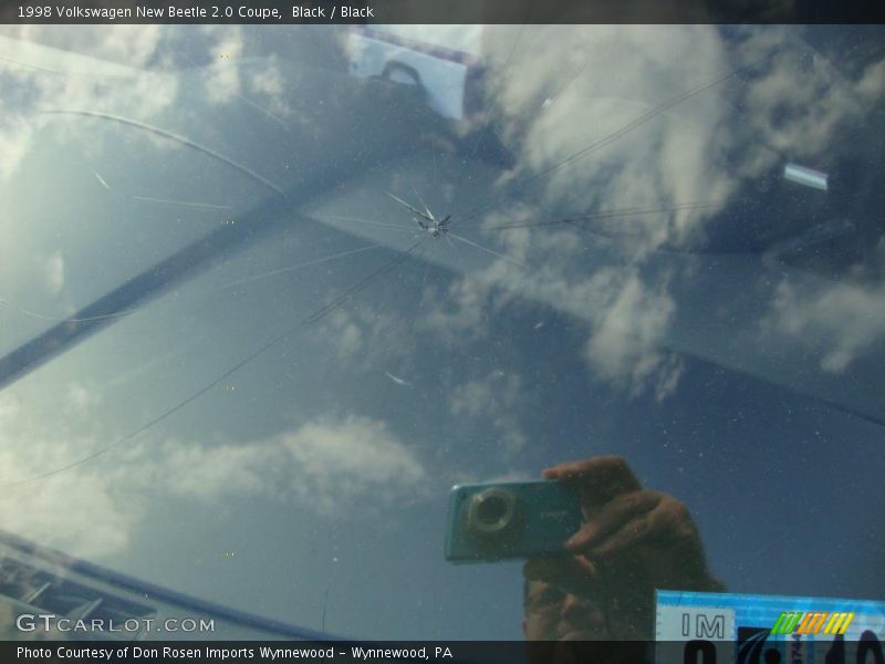 Black / Black 1998 Volkswagen New Beetle 2.0 Coupe