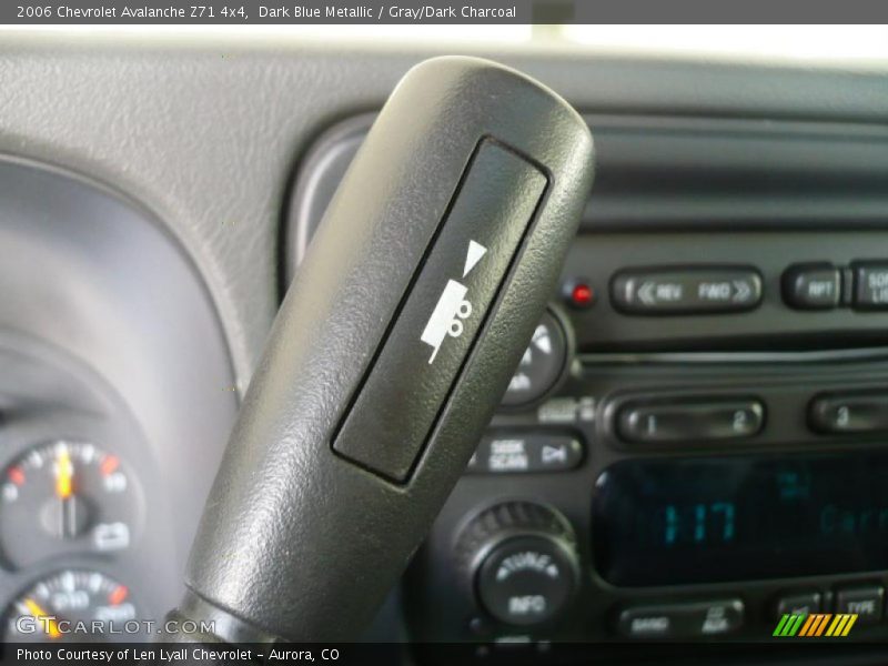 Dark Blue Metallic / Gray/Dark Charcoal 2006 Chevrolet Avalanche Z71 4x4