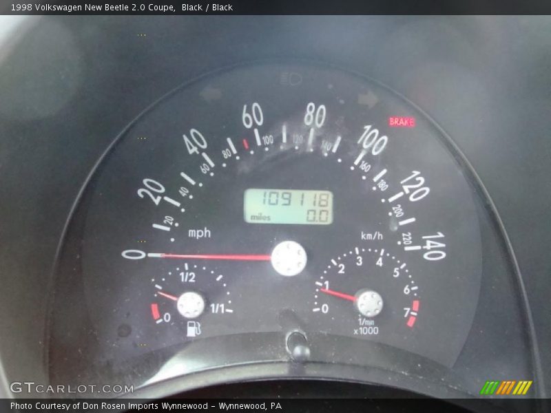Black / Black 1998 Volkswagen New Beetle 2.0 Coupe