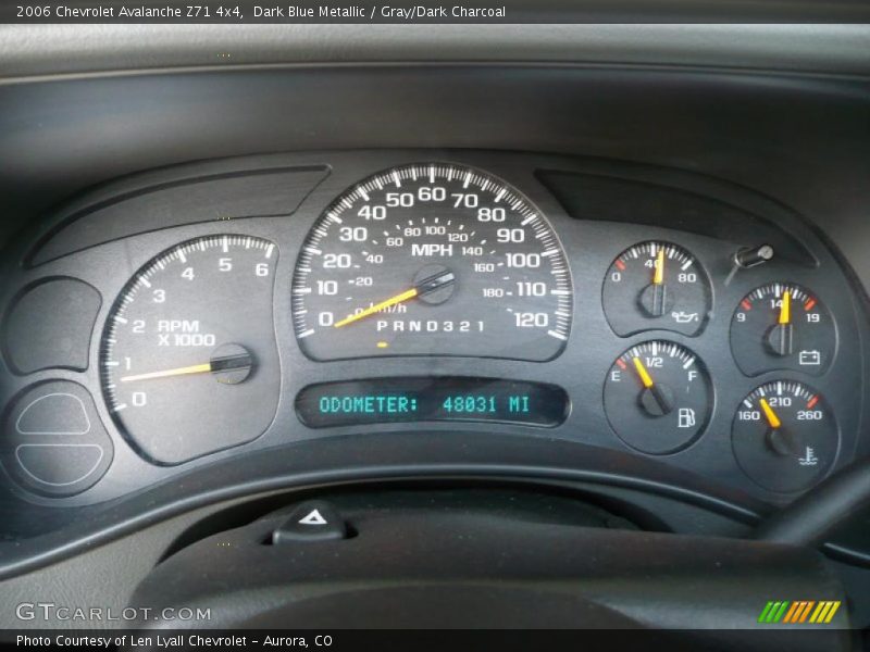 Dark Blue Metallic / Gray/Dark Charcoal 2006 Chevrolet Avalanche Z71 4x4