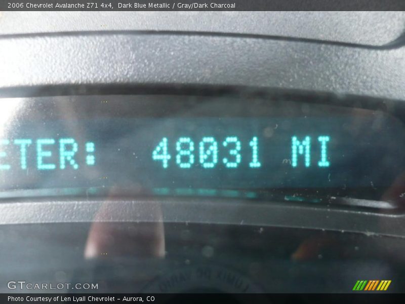 Dark Blue Metallic / Gray/Dark Charcoal 2006 Chevrolet Avalanche Z71 4x4