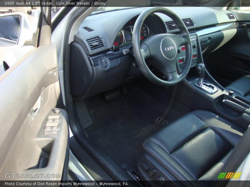 Light Silver Metallic / Ebony 2005 Audi A4 1.8T Sedan