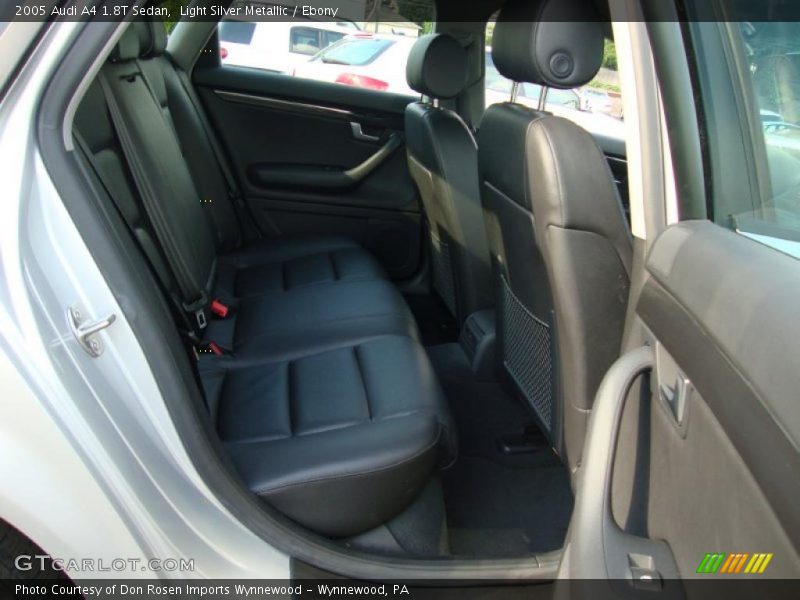 Light Silver Metallic / Ebony 2005 Audi A4 1.8T Sedan