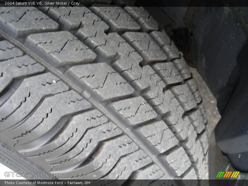 Silver Nickel / Gray 2004 Saturn VUE V6