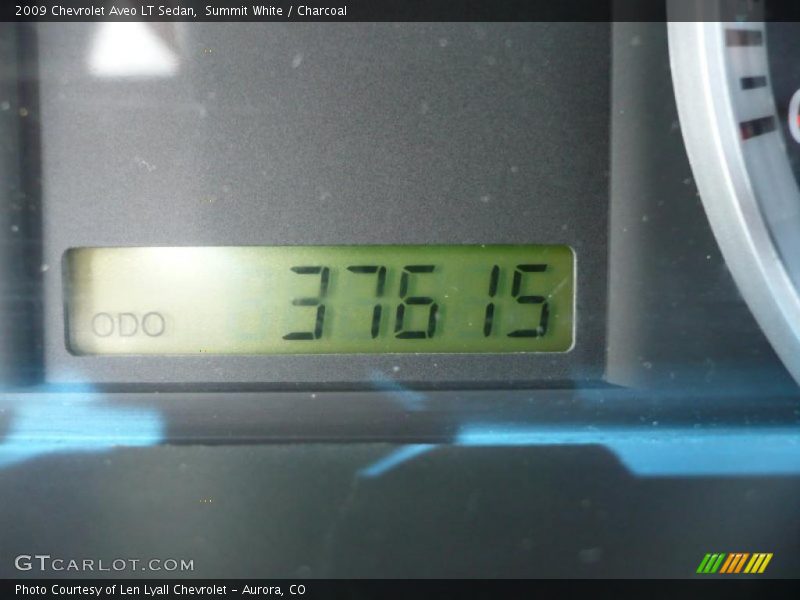 Summit White / Charcoal 2009 Chevrolet Aveo LT Sedan
